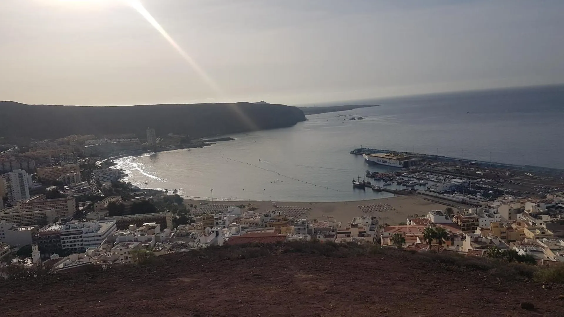 Beach 400Mtr, Top Of Mountain With Spectacular Surround View 200Mtr ロスクリスティアーノス アパート